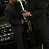 محافظ و بادیگارد شخصی هستم