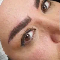 میکرو بلیدینگ ابرو(۱ملیون ۷۹۹)
