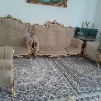 مبل نیمه سلطنتی