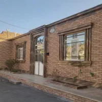 مسکونی ۳۳۰متر در شهر مشکات(حدفاصل بین قم و کاشان)