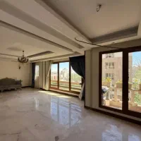 آپارتمانی-140-متری-پلاک-دوم-مشتاق-اول