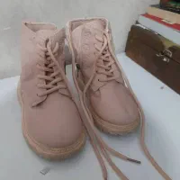 بوت چرم بچه گانه سایز ۲۹ کاملا نو