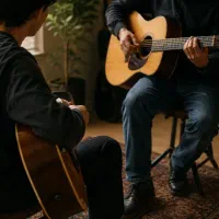 دوره‌ی آموزش گیتار پاپ