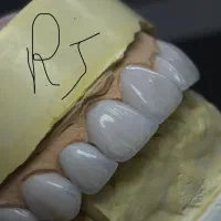 نیرو لابراتوار