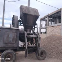 بتن ریزی با دستگاه خلاطه