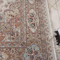 فرش ۱۲متری زمینه کرم جنس ابریشمی با تخفیف
