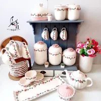 ظروف دست‌ساز سرامیکی