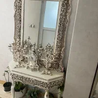 آینه و شمعدان و ساعت
