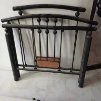 تخت خواب فلزی یک نفره