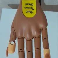 دست مصنوعی کاشت ناخن