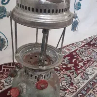 چراغ زنبوری قدیمی