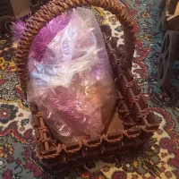 یک عدد گاری تزئینی سالم و یک عدد سبد میوه