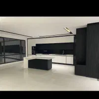 دانش-اموز-حدفاصال-فرهنگ-و-معلم-160-متر-جنوبی