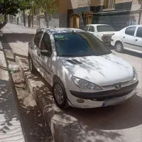 پژو 206|خودرو سواری و وانت|شیراز, شهرک سراج‎|دیوار