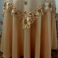 میز خاطره( گرد) با رویه ساتن