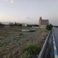 زمین ۴۰۰ متری حاشیه گلمکان