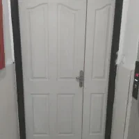 در چوبی  بدون چار چوب