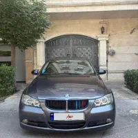 بی ام و ۳۲۰،E90