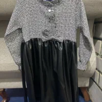 لباس دخترانه چرم و شلوار لی به ۶و۷سال میخوره