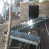 آبشخور فلزی