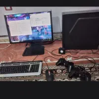 کیس و مانیتور