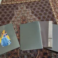 ۴ عدد کلاسور و یک تخته شاسی