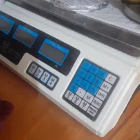 ترازو دیجیتال ۴۰ دی
