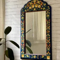 آینه ی چوبی نقاشی شده