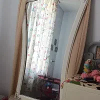 آینه و میز