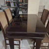 میز ناهارخوری