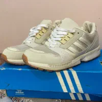 کتانی آدیداس