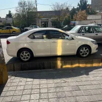 جک j5 مدل ۹۲ سفید