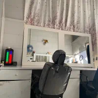 میز و اینه