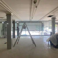 مغازه ۵۰۰ متری مرتب تمیز/ بر امامت