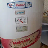آبگرم کن مخزنی ایستاده