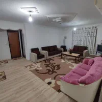 یک دست مبل هفت نفره و یک عدد مبل ۳ نفره سالم