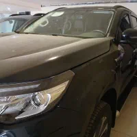 نیسان ترا مدل ۱۴۰۴