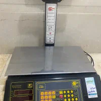 ترازو در حد نو