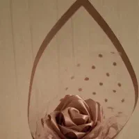 دسته گل روبانی تک شاخه (رز جاودان)