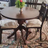 دو دست میز نهار خوری شش نفره و دو نفره