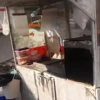 دکه ساندویچی بابوله