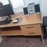 ۲ عدد میز کامپیوتر