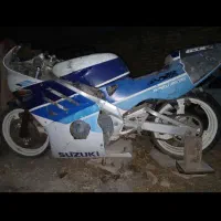 gsxr 250 چهار سیلندر  عتیقه