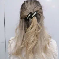 سالن زیبایی یاس سفید