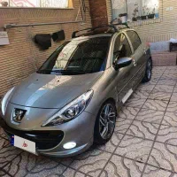 پژو 207 تیتانیوم