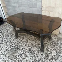 میز وسط با شیشه