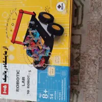 آزمایشگاه رباتیک