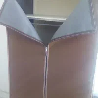 کمد لباس اشکاف