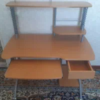 میز کامپیوتر