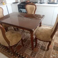 میز نهار خوری چوبی